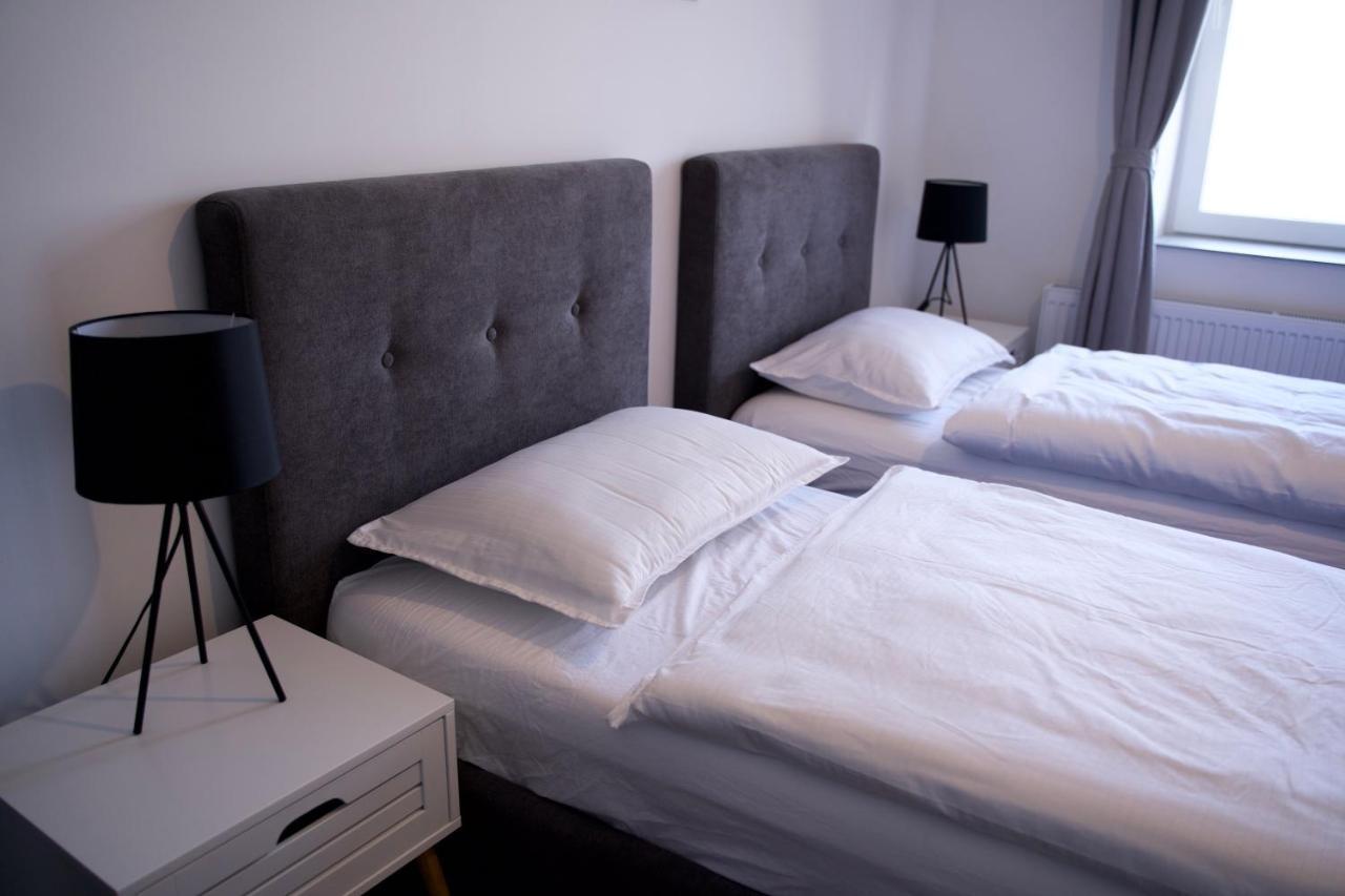 Style Hotel Ungheni Targ Exteriér fotografie